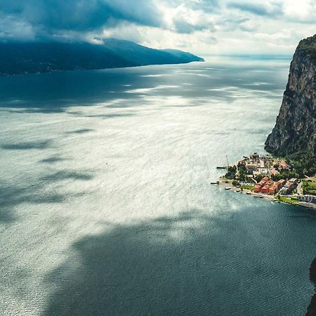 Antica Casa Alboletta - Appartamento Frida Kahlo Riva del Garda Exteriér fotografie